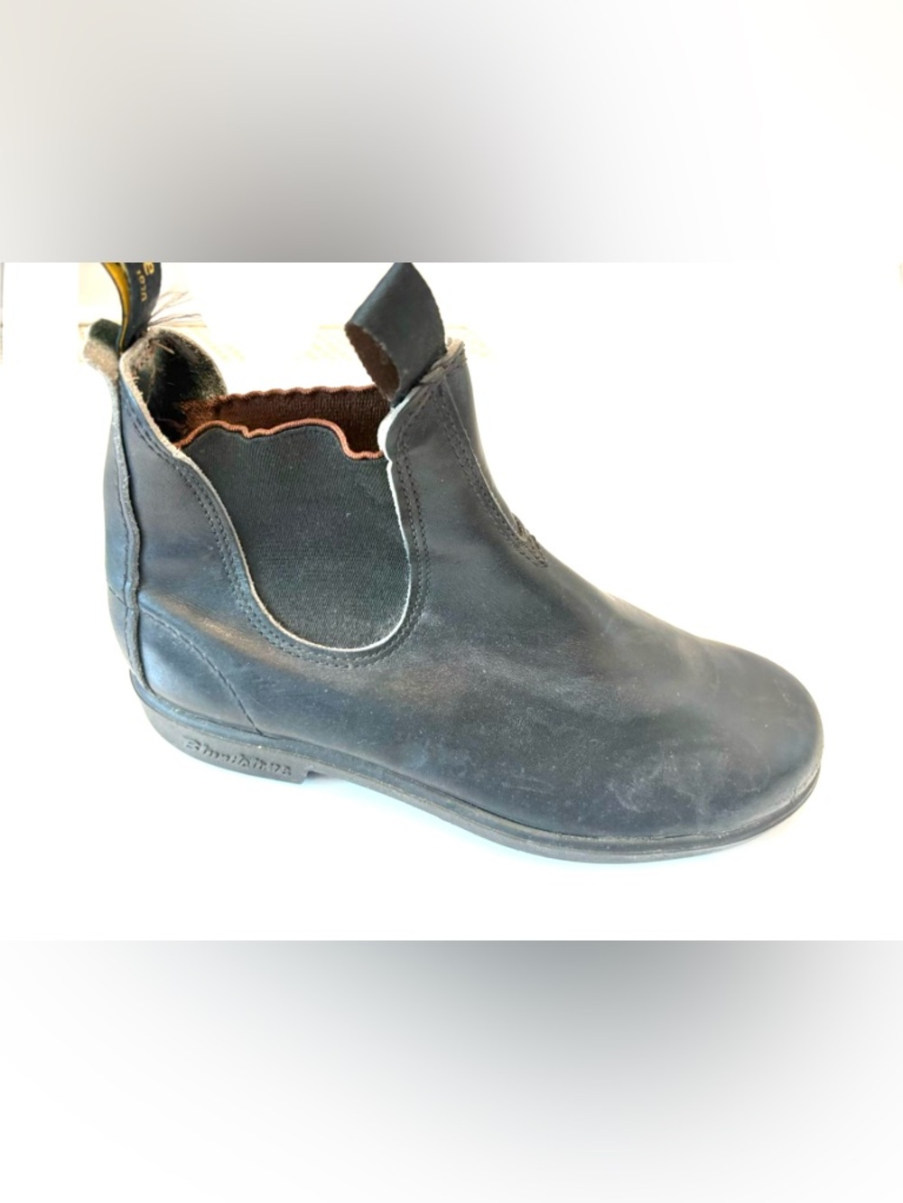 Blundstone Black Leather Chelsea Boots - Picture 6 of 11